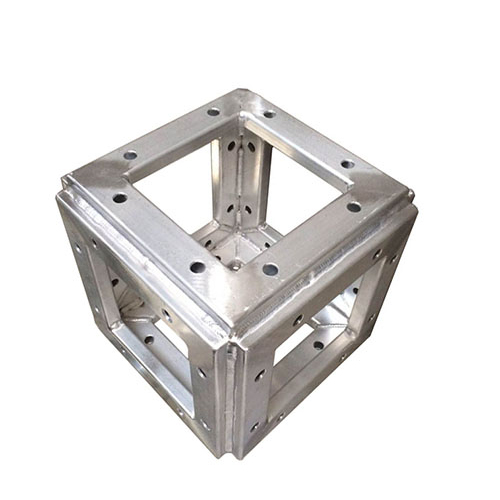 PB300-6Z six way corner for screw truss